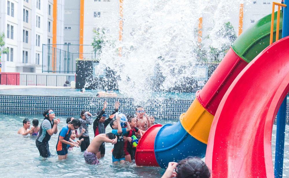Vega Hotel Gading Серпонг Екстериор снимка